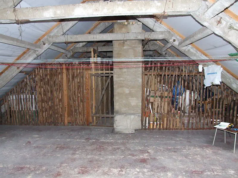 Bei einem unbeheizten Dachgeschoss liegt die Luftdichtheitsgrenze unter der obersten Geschossdecke